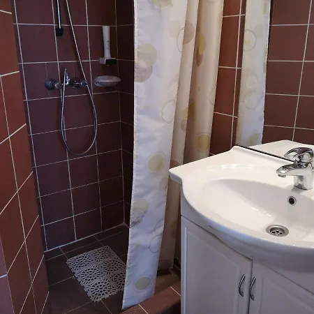 Parton & Bowling Hotel Tiszakécske