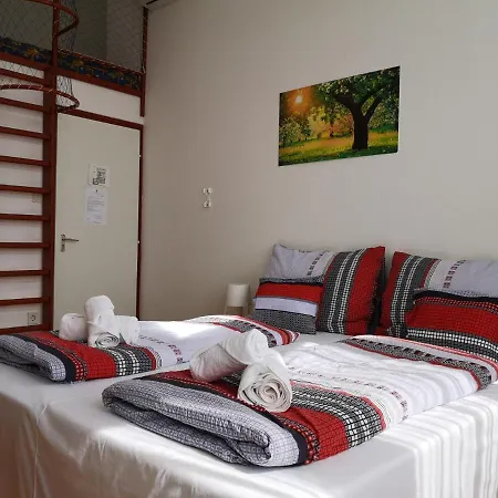 Hotel Parton & Bowling