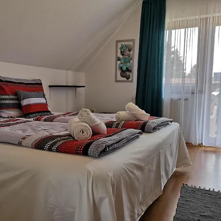 Hotel Parton & Bowling *