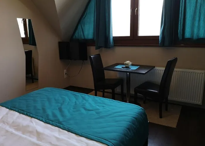 Hotel Parton & Bowling *