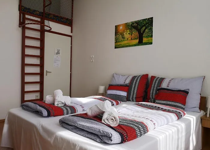 Hotel Parton & Bowling