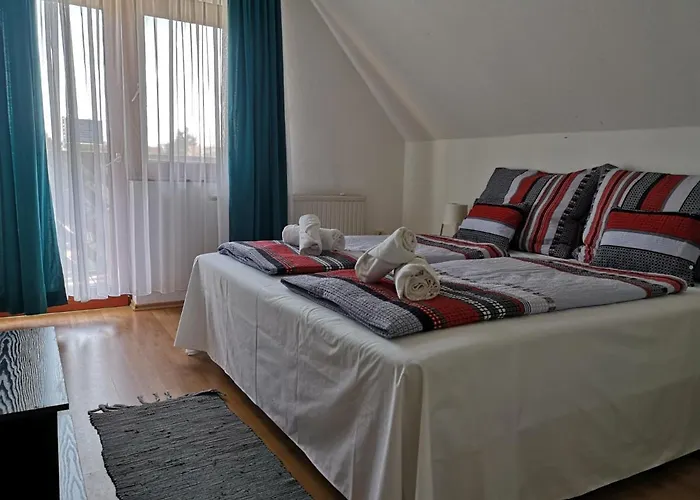 Parton & Bowling Tiszakécske